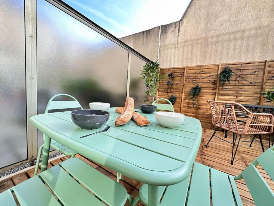 Drouet D'Erlon Duplex Spacieux, Terrasse Au Centre Reims Esterno foto