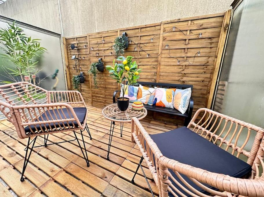 Drouet D'Erlon Duplex Spacieux, Terrasse Au Centre Reims Esterno foto